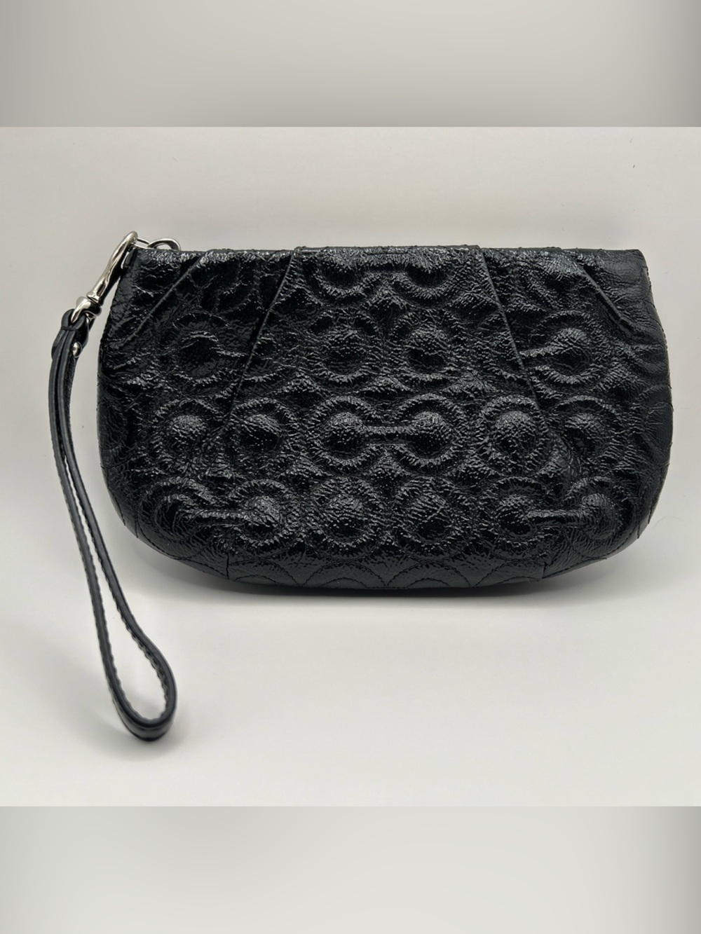 Coach Corner Zip Wristlet Signature Black Debossed Patent Leather H0993-43229